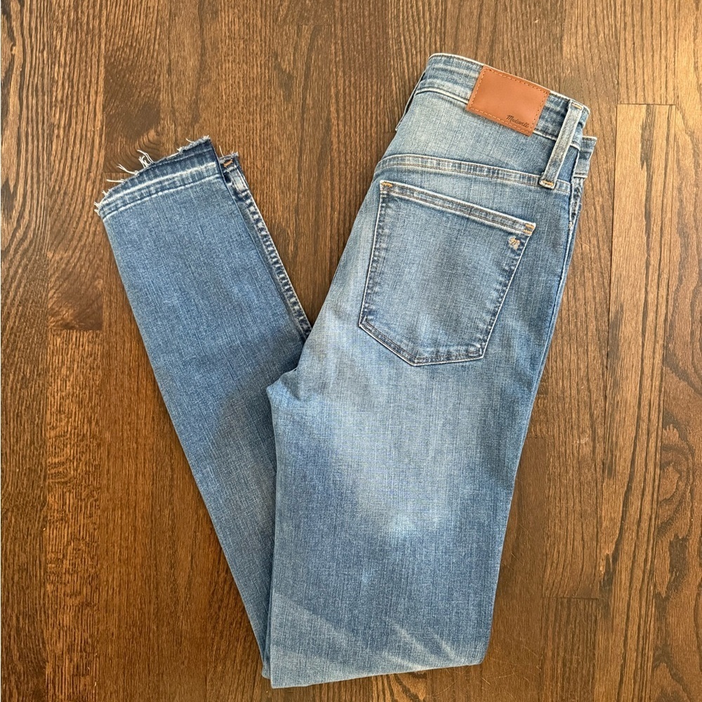 Madewell Curvy High-Rise Skinny Distressed Jeans
